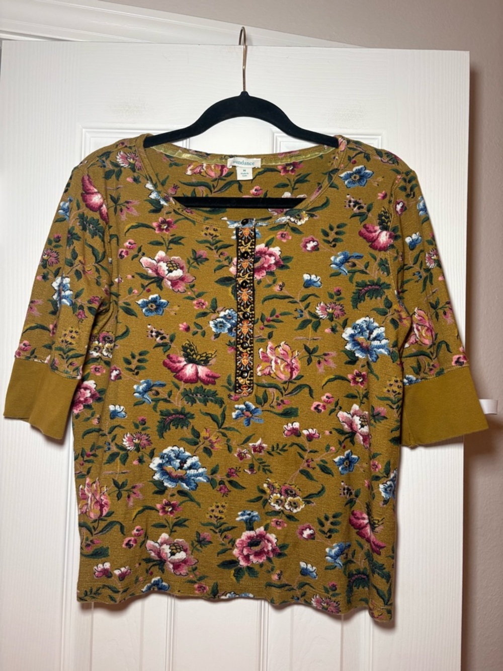 Sundance Floral Haven Textured Henley Top Medium‎ Embroidered Boho
